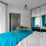 Wola Apartment - Balcony, Bus&Tram Nearby - By Rentujemy