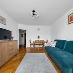 Warsaw Central Apt - 9Th Floor, Balcony, Tram&Bus - By Rentujemy
