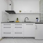 Bright Apartament Warsaw Wola Ideal For Remote Work By Noclegi Renters