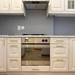 Charming Apartment At Old Town