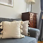 Charming Apartment At Old Town
