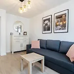 Toffee Apartment City Center