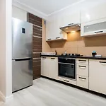 Toffee Apartment City Center