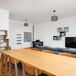 Plac Konstytucji Deluxe Apartment