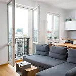 Plac Konstytucji Deluxe Apartment