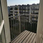 Samodzielne Mieszkanie Na Osiedlu Nowy Rakow