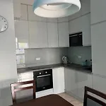 Samodzielne Mieszkanie Na Osiedlu Nowy Rakow