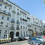 Urbannestgroup - City View N8