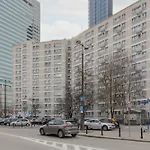 Cozy Apartment In Downtown Warsaw By Noclegi Renters
