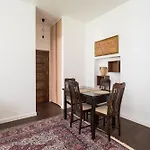 Hoza City Centre Apartment