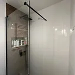 R1 Apartments