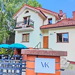 Villa Krasnowolska Airport