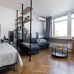 Sunbeam Studio City Centre Metro Politechnika