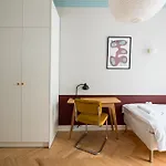 Hala Mirowska Spacious Apartment
