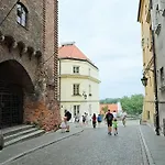 Urbannestgroup - Old Town - Stare Miasto - Celna 2