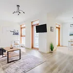 Gdanski Business Center Apartments