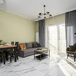Prymasa Tysiaclecia 83A Separate Bedroom Free Garage By Perfect Apart 634