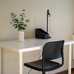Wilanowska Apt - 123M2, Parking, Balcony&Workspace - By Rentujemy