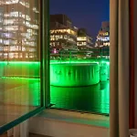 Unique Tower Business View Apartment
