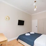 Urban Heart Deluxe Apartment