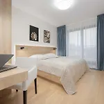 Air Conditioned Apartment With Parking And Desk For Remote Work In Warsaw By Noclegi Renters
