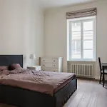 Apartament Miodowa