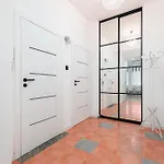 Rentplanet - Apartamenty Domaniewska