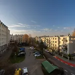 Kozmiana Apartment - Workspace, Bus&Park Nearby - By Rentujemy