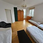 Pokoj Na Ulicy Bora Komarowskiego 35