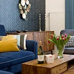 P&O Apartments Warecka III