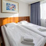 Hit Hotel