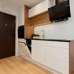 Studio Bruna Metro Pole Mokotowskie By Noclegi Renters