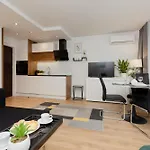 Studio Bruna Metro Pole Mokotowskie By Noclegi Renters