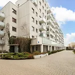 Metro Mlociny Stylish Apartment