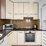 Saska Kepa Lovely Apartment