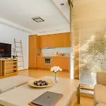 Lumina Luxury 3-Rooms Apart In Warsaw