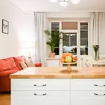 D&A Apartament Powisle Solec Pge Narodowy