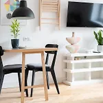 Rentplanet - Apartament Aleje Jerozolimskie