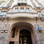 The Champagne Suite City Center Hoza Premium