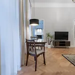 Varsovia Lux Suite