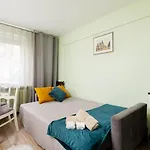 Pistachio Apartment City Center