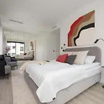 Luxury Apartments Towarowa Towers With Parking And Air Conditioning In Warsaw\'S Wola District By Renters Prestige