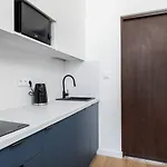 Stylish Studio Apartments In City Center Sienna