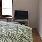 Szucha Apartment 3