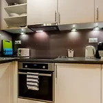 Okrzei 18 - Studio By Homeprime