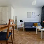 21 Miodowa