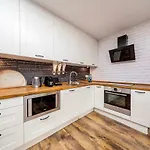 Apartament Ten By Your Freedom
