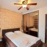 Apartament In The City Center By Jana Pawla II