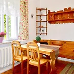 Happy Villa - Jessapart Bartycka