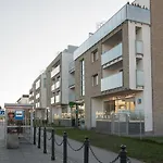 Shortstaypoland Aleja Rzeczypospolitej